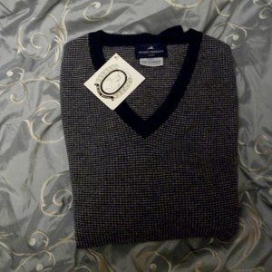HICKEY FREEMAN Gentlemen's Sophisticated Cashmere Sweater
